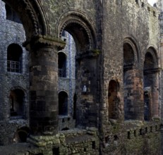 Built 1100-1135, core building completed in 1127, interior view