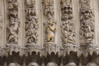 West façade, main portal, wall figures, St., Saint, Saint