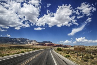 Road to Red Rock Canyon National Recreation Area, Nevada, USA, North America