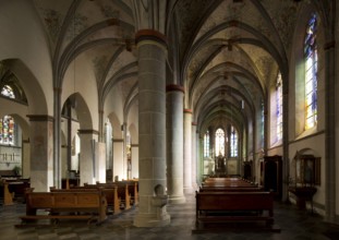 South aisle, view to the east, St., Sankt, Saint