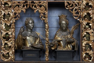 Golden chamber with reliquaries after restoration with historic colour scheme (blue), north wall,