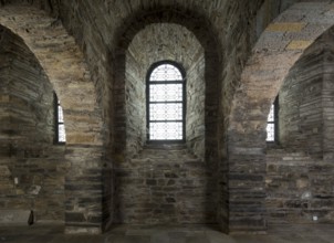 Crypt, view to the west, St., Saint, Saint