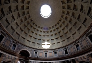 Interior, view into the dome, St., Sankt, Saint