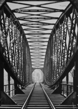 Hall S harbour railway bridge 0025 built 1893-95 as a lenticular girder bridge interior view photo