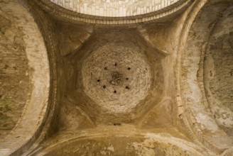 Vault in the crossing, St., Saint, Saint