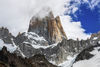 Laguna de los Tres with a view of the summit of Fitzroy, El Chaltén, Los Glaciares National Park,