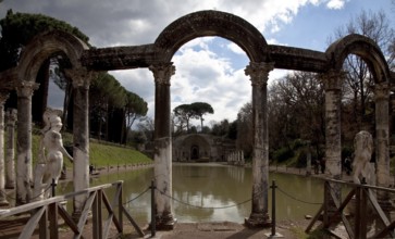 Tivoli Hadrian's Villa 33114a