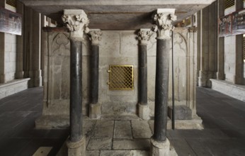 Choir, reliquary altar, back with passage under the shrines, St., Sankt, Saint