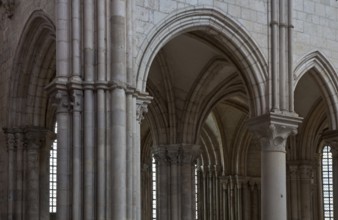 Vezelay, Basilica of Ste-Marie-Madeleine. Interior. Northeastern crossing pillar section at the