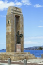 Monument Goddess Athena and statues, Reggio Calabria, Italy, Europe