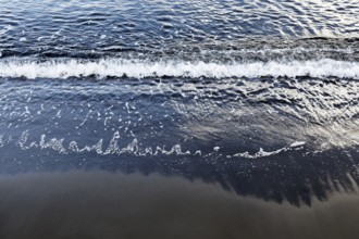 Sandy beach beach, lava beach, sand, fine, beach, black, black, surf, Royal, Tahitien Hotel, Pirae,