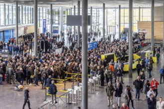 Retro Classics car show opens in Stuttgart. With over 90, 000 visitors and more than 900