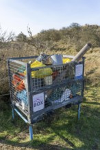 The East Frisian North Sea island of Juist in winter, beach rubbish box, where walkers can dispose