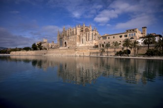 Palau Reial, Royal Palace La Almudaina and La Seu, Basilica de Santa Maria, Cathedral of St Mary,