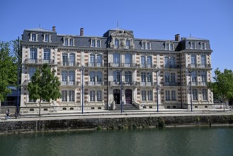 Hotel Les Jardins du Mess on the Meuse, Verdun, Grand Est region, France, Europe