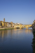 Ponte Vecchio bridge over Arno River, Florence, Tuscany, Italy, Europe