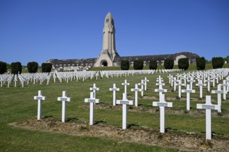 Cemetery of soldiers killed in the First World War, in the background the ossuary of Douaumont,