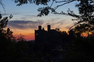 Ruins of the early medieval Hanstein Castle with Rimbach, Eichsfeld, Thuringia, Germany, Europe