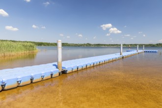 Pontoon jetty at the Dreiweiberner See bathing beach, Lusatian Lakeland, Lohsa, Saxony, Germany,