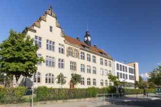 Exterior view of Naundorf primary school, Radebeul, Saxony, Germany, Europe