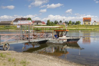 Elbe ferry at the pier in Riesa, in the background Promnitz, Saxony, Germany, Europe