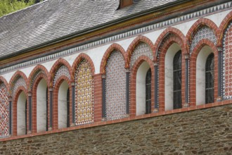 Coloured plaster on the north side, St., Sankt, Saint