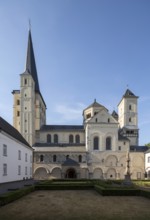 Brauweiler near Pulheim, St Nicholas Abbey Church, cloister, view of the church from the south