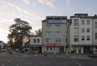 Krefeld, Bismarckplatz, view into Lessingstraße