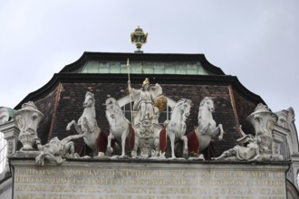 Quadriga on the gable of the Court Library, now the National Library