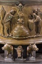 Liège, Liege, St Barthélemy (Sint-Bartolomeüskerk, Sankt Bartholomäus), baptismal font by Reiner