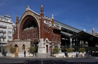 Market hall built 1912-14, south-west end building from the south, architect: Francisco Mora