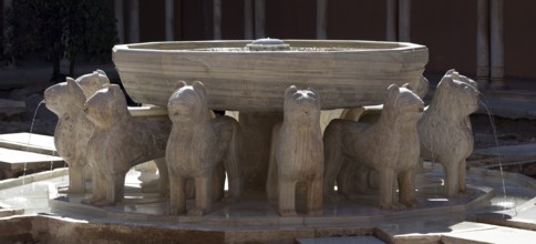 Nasrid Palace Courtyard of the Lions (Patio de los Leones), Fountain of the Lions (Fuente de los