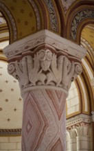 Capital of a column in the ambulatory, St., Sankt, Saint