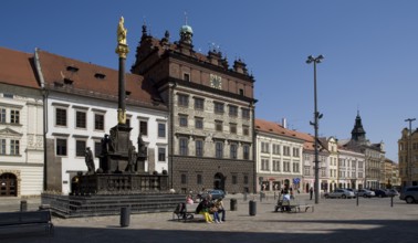 Czech Rep Plzen/Pilsen Row of houses at the market with town hall and Marian column