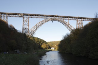 Germany's highest railway bridge 1893-1897, 107 metres high, 465 metres long