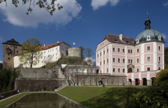 Czech Rep Becov nad Teplou b Karlsbad Burg u Schloss v SW. District of Cheb. Gothic castle rebuilt