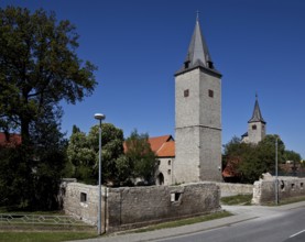 Former castle, keep of the lower castle on the left and the upper castle from the south-west, 14th