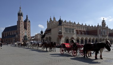 St Mary's Church and Cloth Hall, St, Saint, Saint