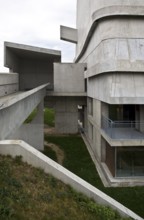 Le Corbusier, 1970 to 2006 with interruptions, ramp and building corner, St., Sankt, Saint