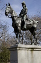 Equestrian statue-Friedrich-Wilhelm III by L. Touallion 1913