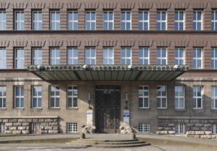 Duisburg, Haus Ruhrort, so-called thousand-window house 1925