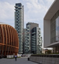 Italy Milan Residential towers by the SOLARIA Group 2010-13 in Piazza Alvar Aaltodas left 143 m