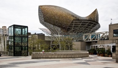 Barcelona, THE FISH OF GOLD by Frank O Gehry