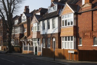 The world's first garden city, built from 1875 by Edward William Godwin and from 1877 by Richard