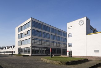 Krefeld, Vereingte Seidenweber AG Verseidag, HE building and clock tower, built in 1931/1935 by