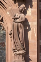 Basel, Cathedral (Basel Minster), west façade, foolish virgin, around 1280/1285