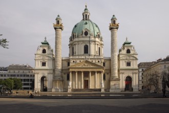 Main façade from the north, St., Sankt, Saint