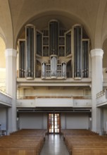 Interior with organ, St., Sankt, Saint