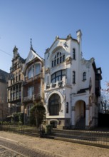 Antwerp, Art Nouveau houses in the Cogels Osylei, in front Huis Zonnebloom, Sunflower house, built