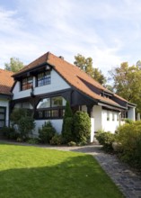 Residence for the sculptor Wilhelm Röttges, built in 1911, heavily altered, architect: Karl